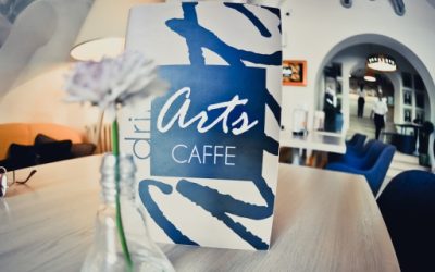 Arts Caffe & Bistro